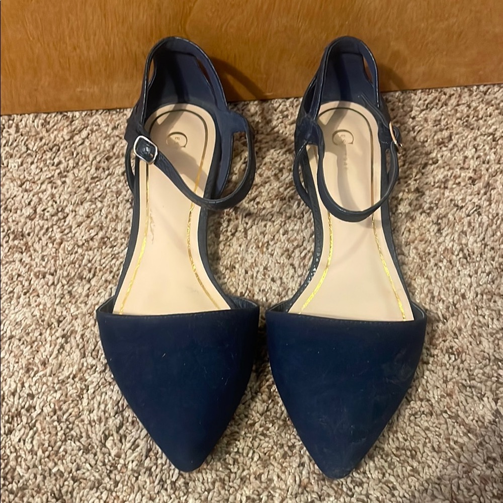 Pointy toe ankle strap flats